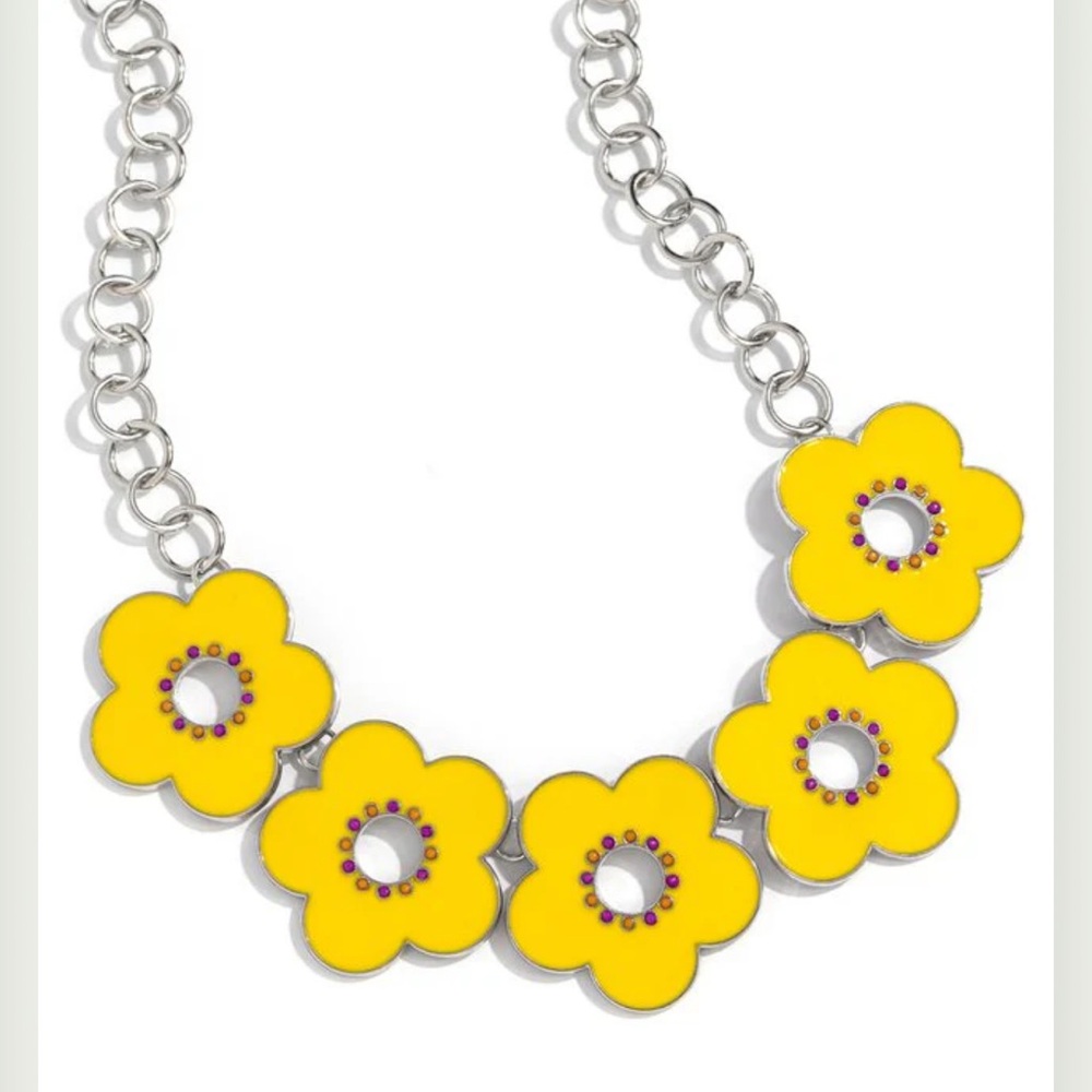 🌼🤗🌼 “CARTOON COUTURE” YELLOW NECKLACE WITH FREE EARRINGS ~ PAPARAZZI❗️ 🌼🤗🌼 - Picture 1 of 5